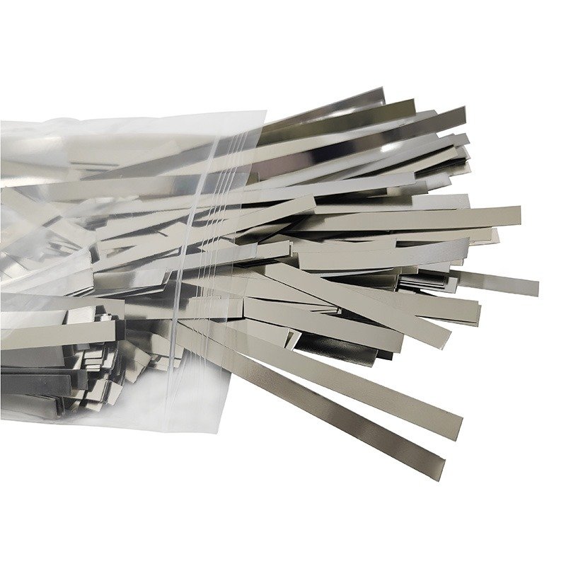 cut-nickel-strip